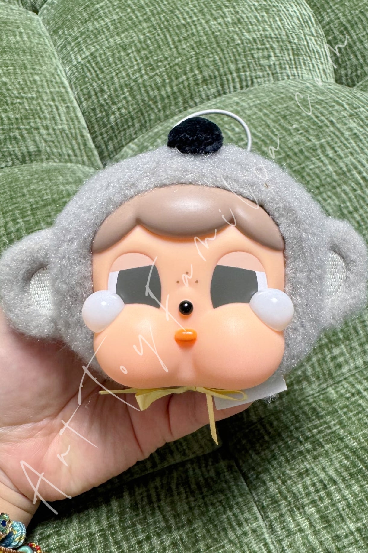 crybaby-crybuddy-crying-blob-sad-zoo-day-series-POP Mart Crybaby