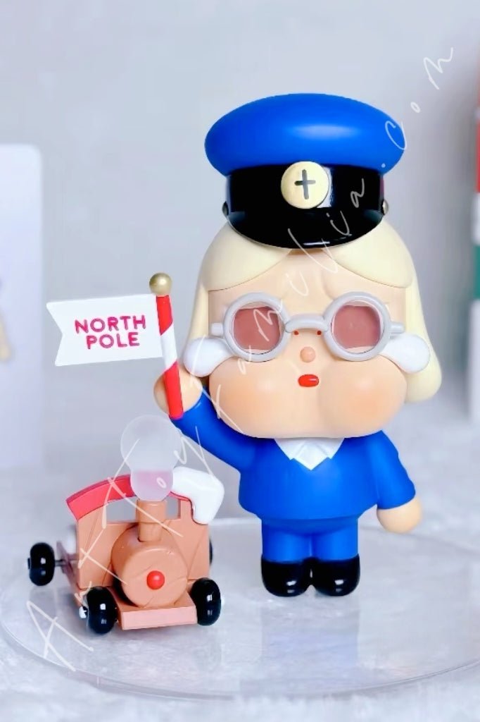 crybaby-lonely-christmas-series-POP Mart Crybaby