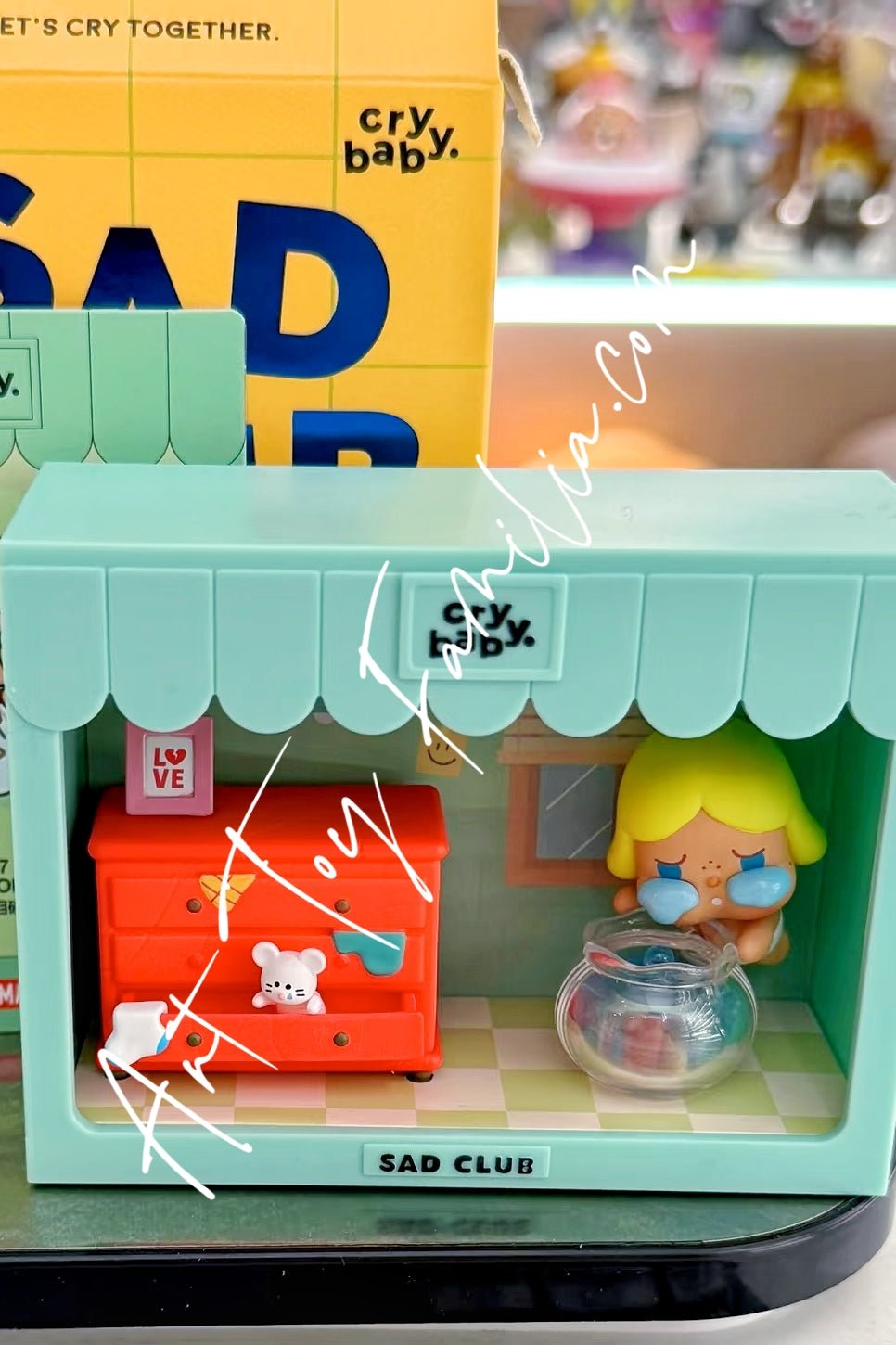 crybaby-sad-clunb-series-scene-sets-POP Mart Crybaby